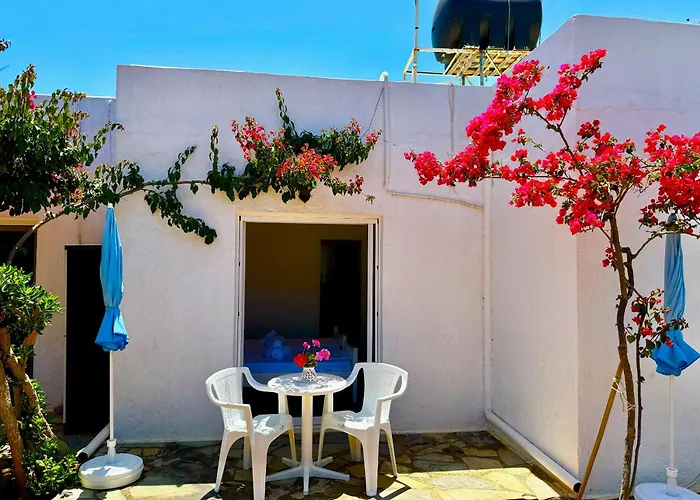 Kali Holiday Apartments